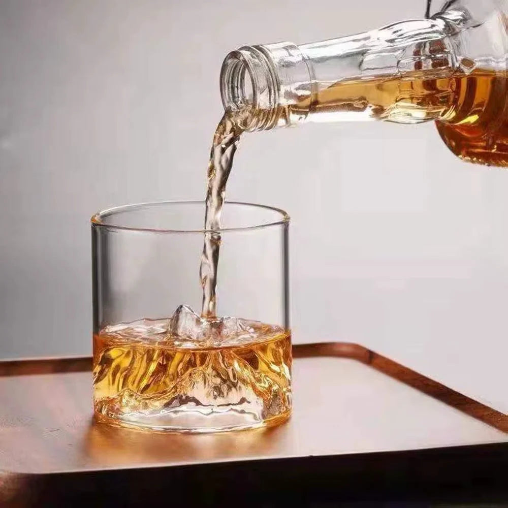 Cocktail Glass Crystal Mountain-Inspired Shape 6.1 Fl Oz