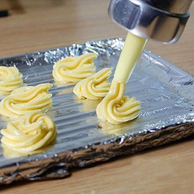 Cookie Press Stainless Steel 20 Molds 4 Nozzles