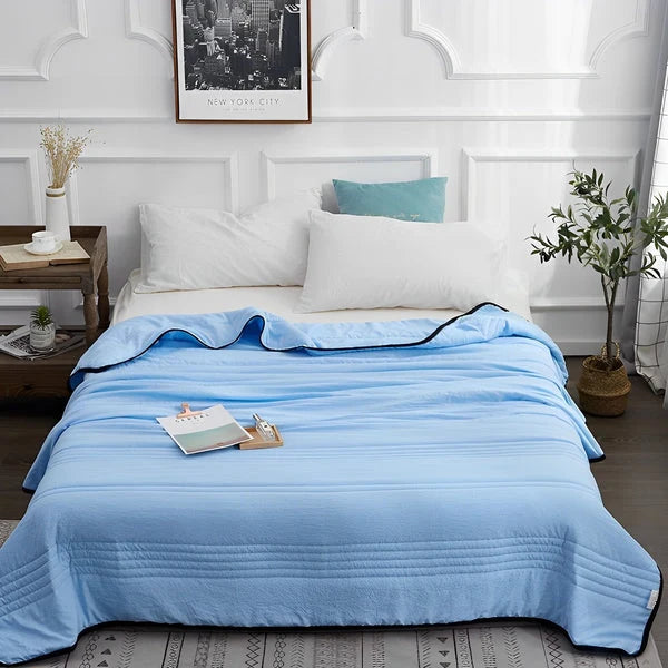 Cooling Blanket Breathable Moisture-Wicking Ultra-Light