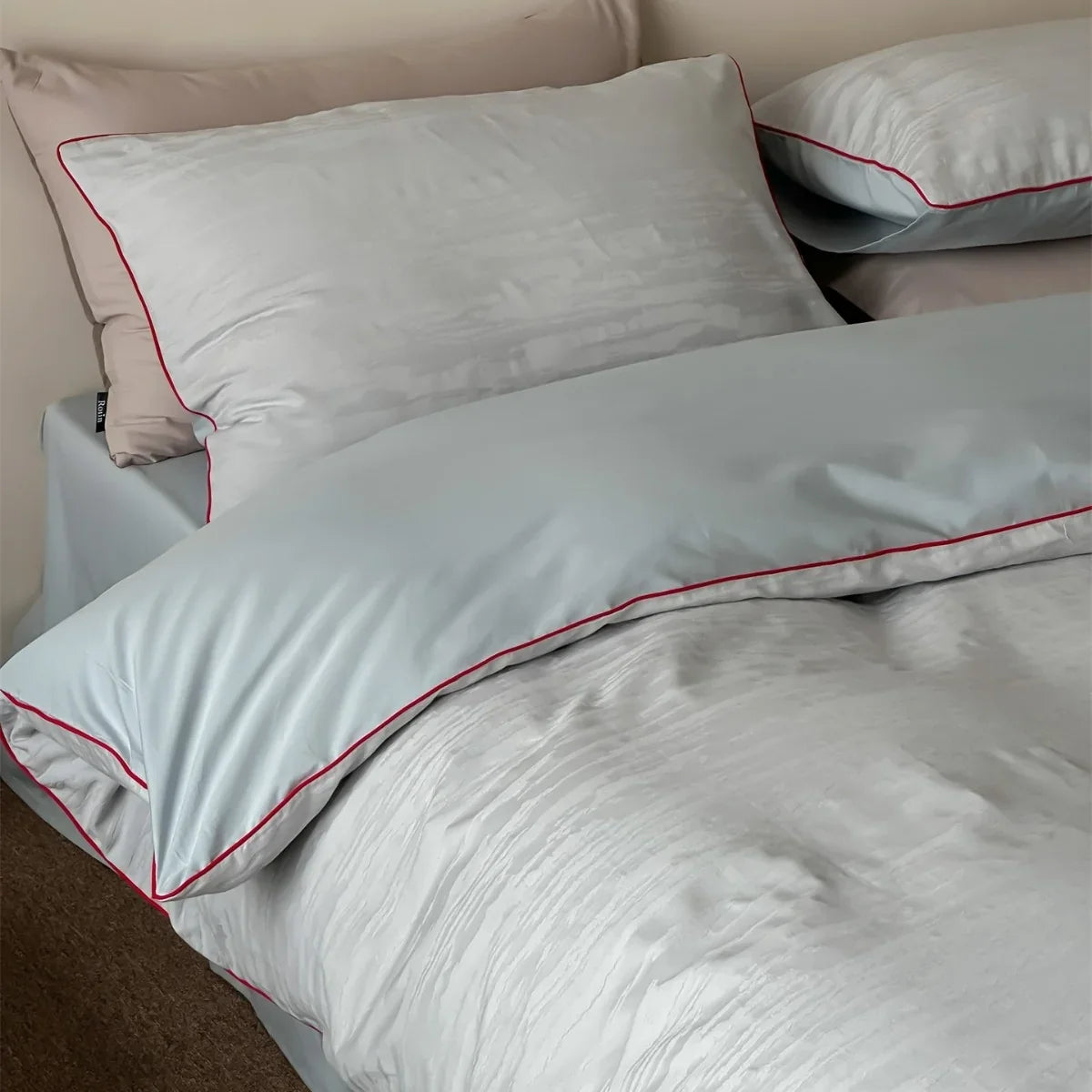 Cotton Bedding Set Finely Textured Satin-Matte & Breathable
