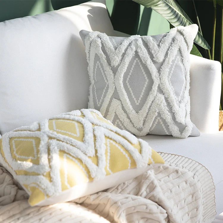 Cushion Cover Hand-Tufted Diamond Bouclé Cotton Blend 18x18 Inch
