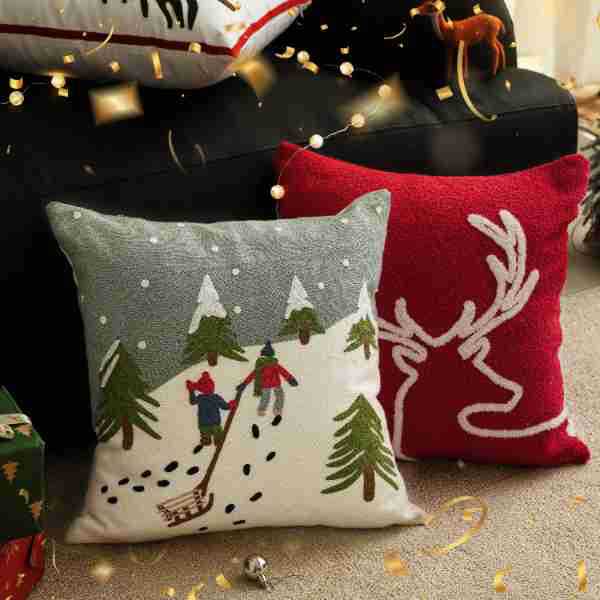 Cushion Cover Holiday Star & Pine Print Pom-Pom Trim