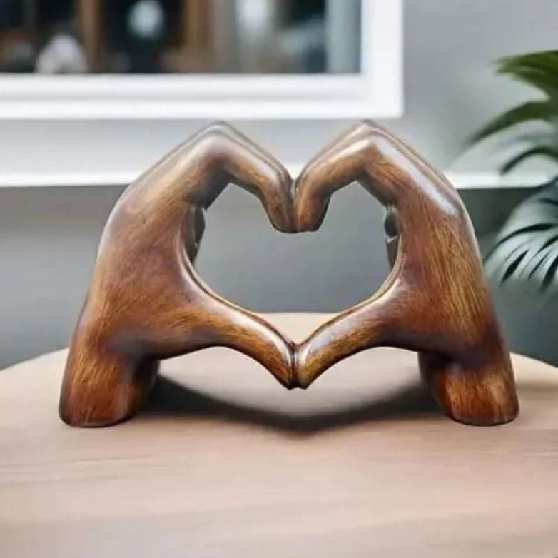 Decorative Figurine Resin Artistic Loving Design