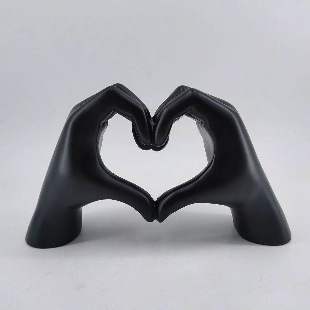 Decorative Figurine Resin Artistic Loving Design