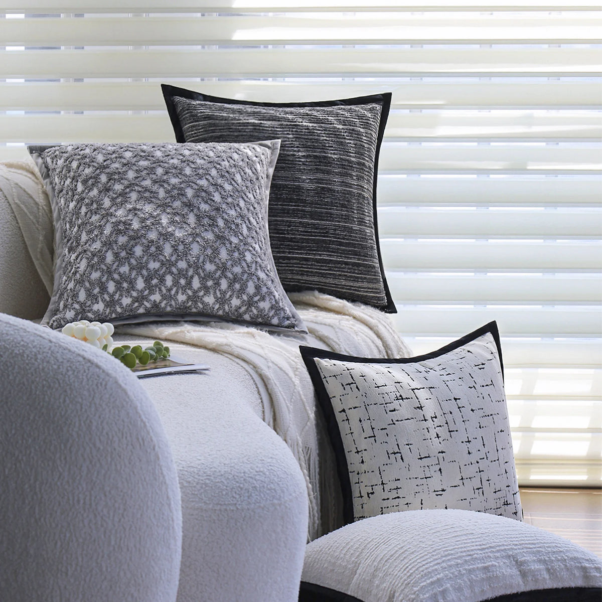 Decorative Pillow Cover Cotton-Linen Blend Abstract Grid