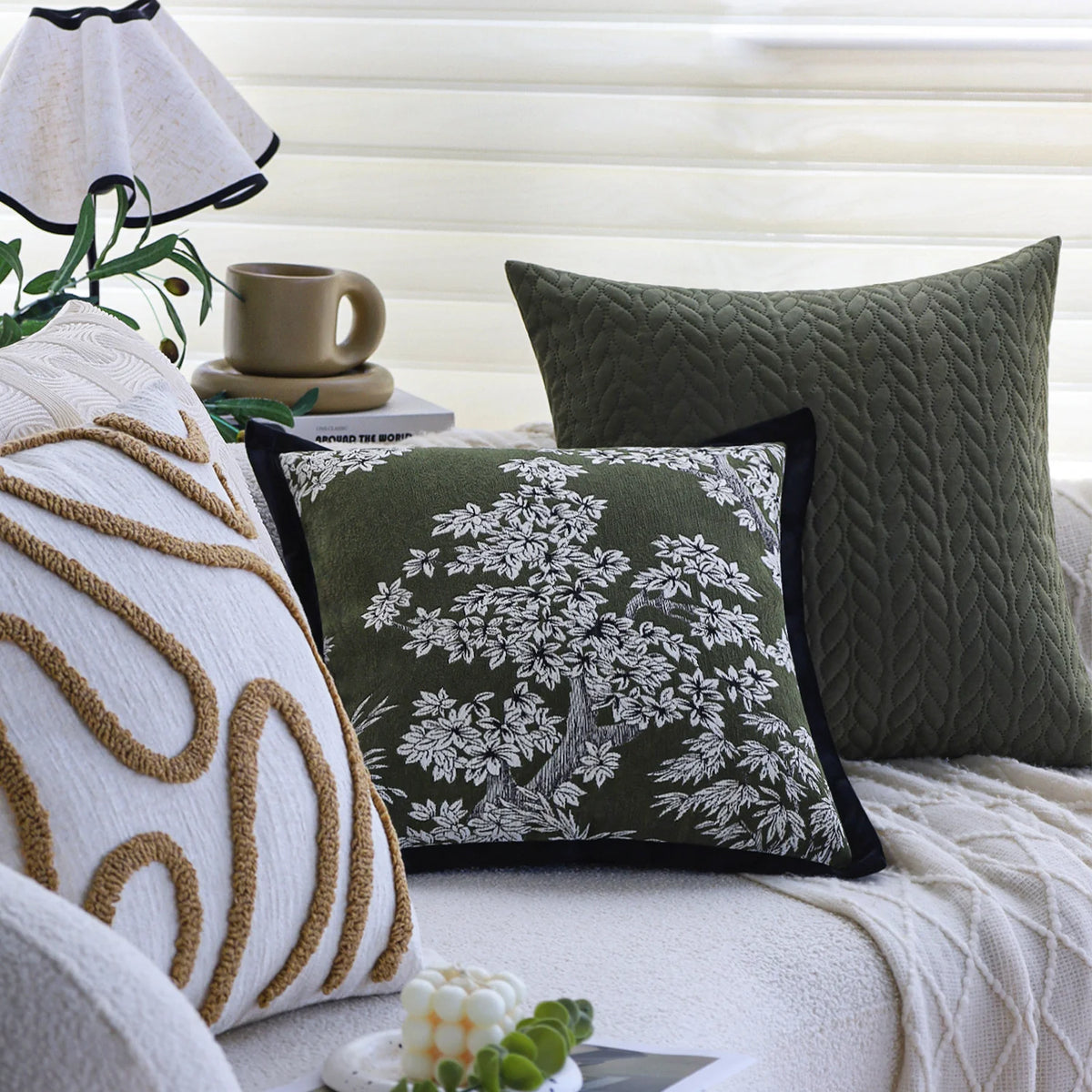 Decorative Pillow Cover Hand-Tufted Loop Cotton-Linen 18x18