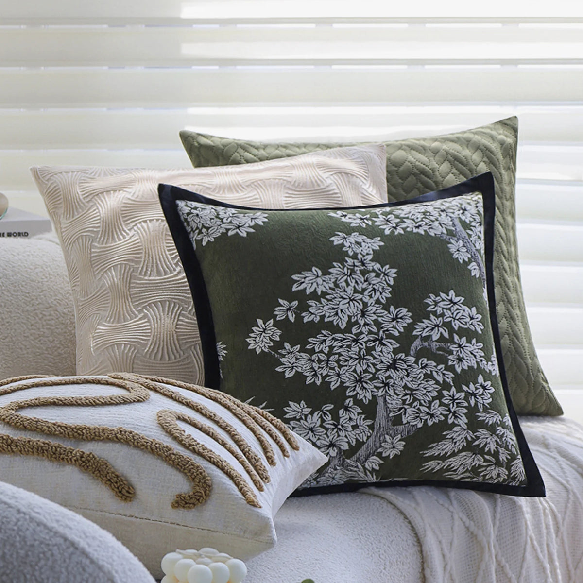 Decorative Pillow Cover Hand-Tufted Loop Cotton-Linen 18x18