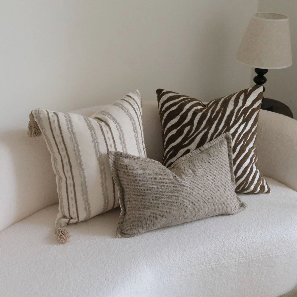 Decorative Pillow Textured Woven Soft Fabric 30 x 50 cm