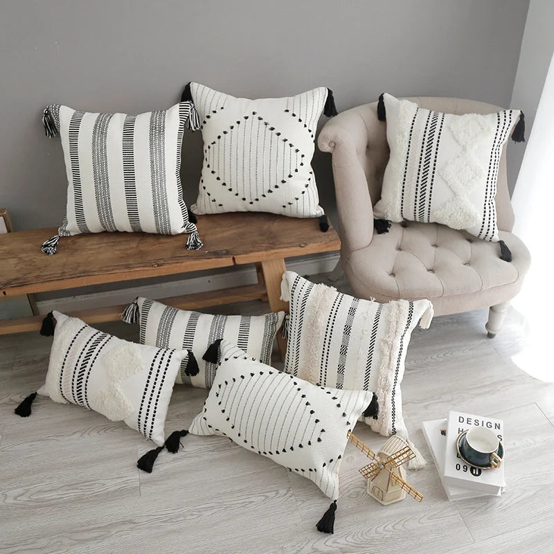 Decorative Throw Pillow Cotton-Blend Hand-Tufted Embroidery & Tassels
