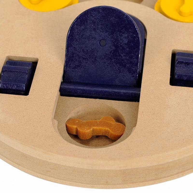 Dog Treat Puzzle Toy Round Design With Movable Covers