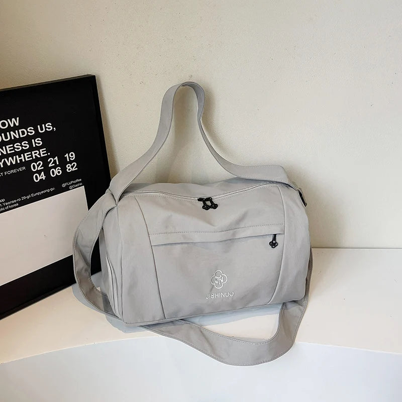 Duffel Bag Lightweight Spacious Multiple Pockets & Adjustable Strap