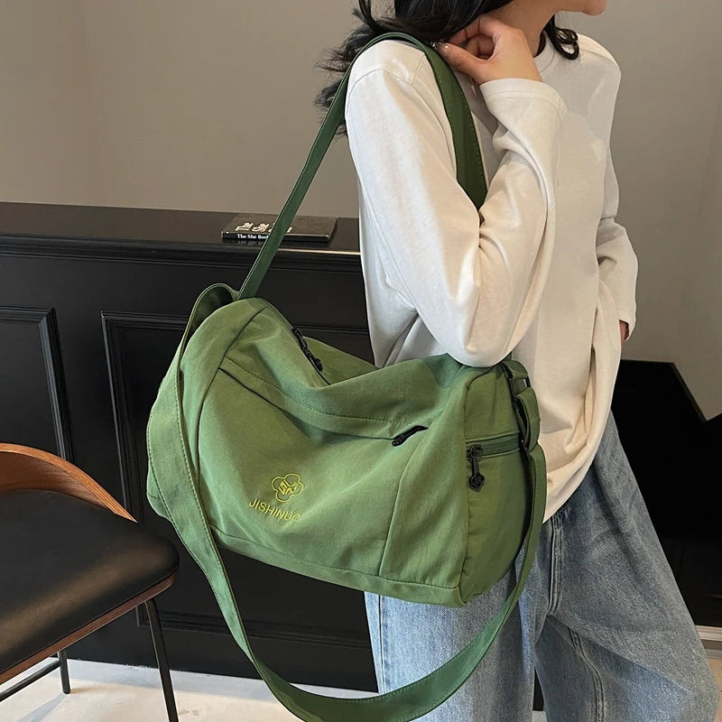 Duffel Bag Lightweight Spacious Multiple Pockets & Adjustable Strap