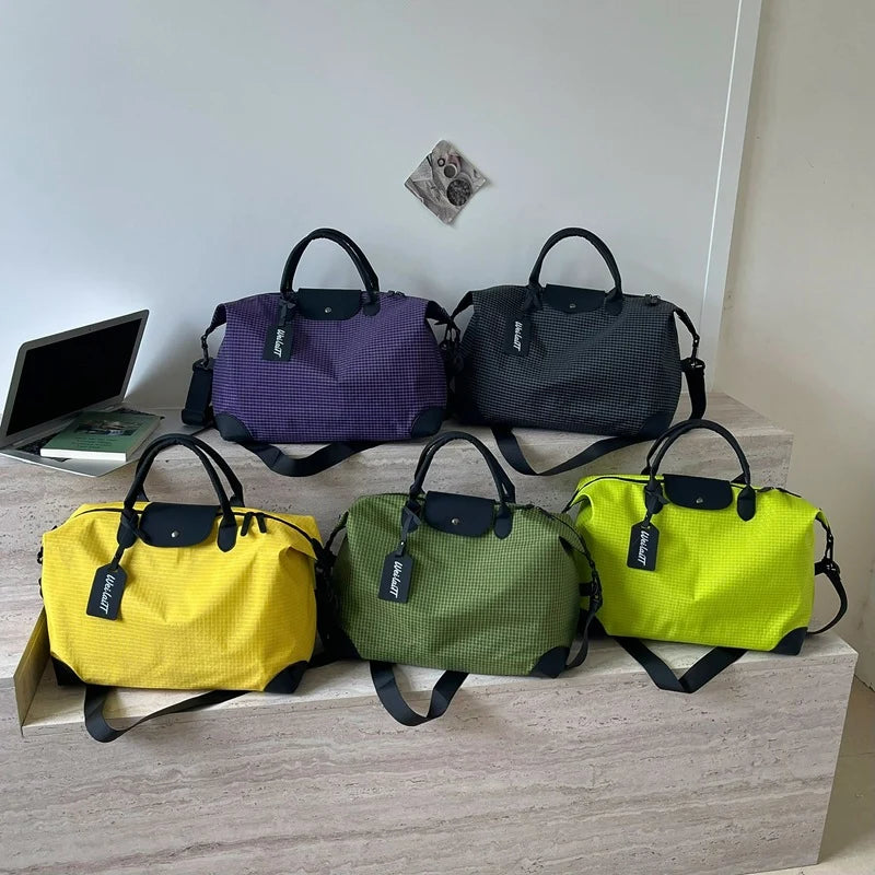 Duffel Bag Spacious Wear-Resistant Fabric Handles & Adjustable Strap