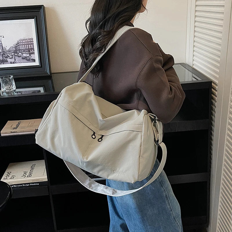 Duffle Bag Compact Stowable Water-Resistant Polyester Multiple Pockets