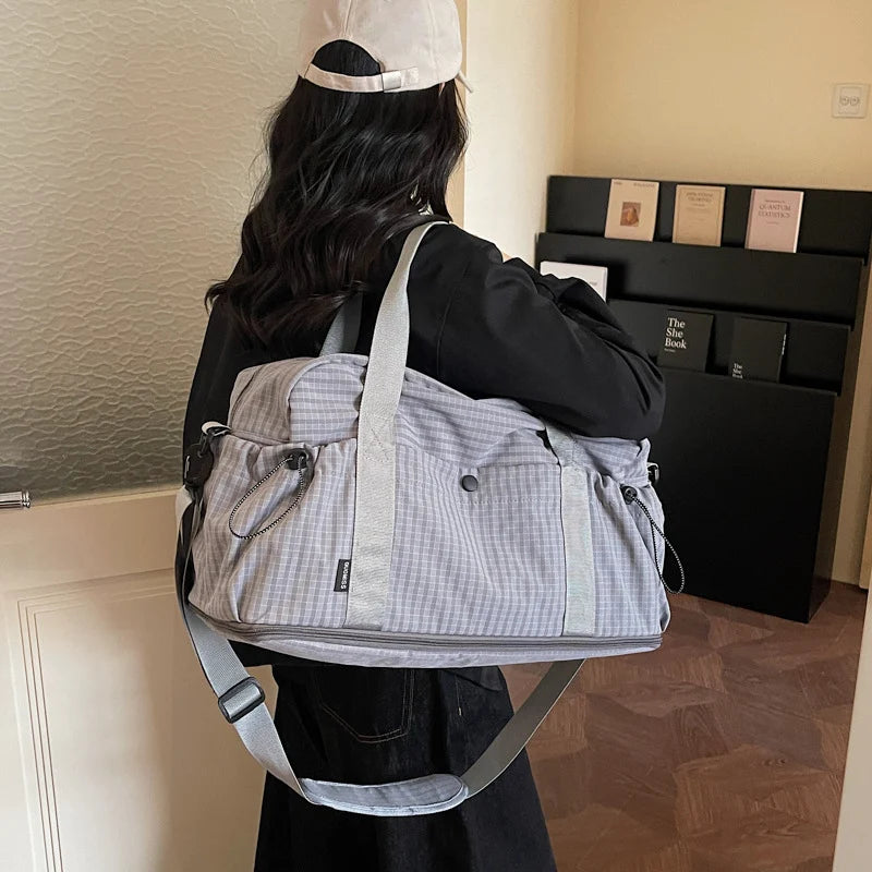 Duffle Bag Durable Fabric Multiple Pockets & Adjustable Straps
