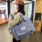 Duffle Bag Lightweight Water-Resistant Multiple Pockets