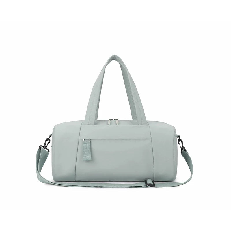 Duffle Bag Tear-Resistant Fabric Spacious Interior & Multiple Pockets