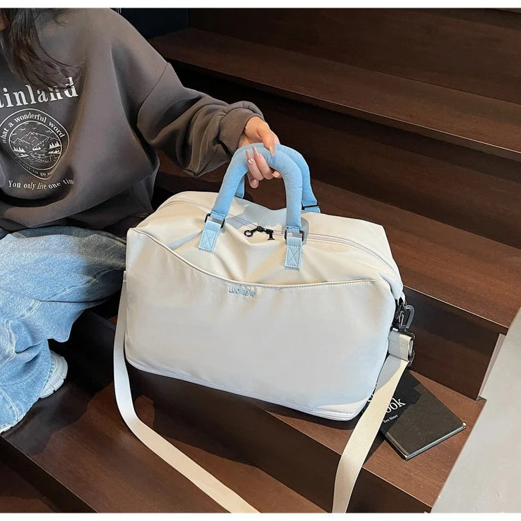 Duffle Bag Water-Resistant Padded Handles & Detachable Shoulder Strap