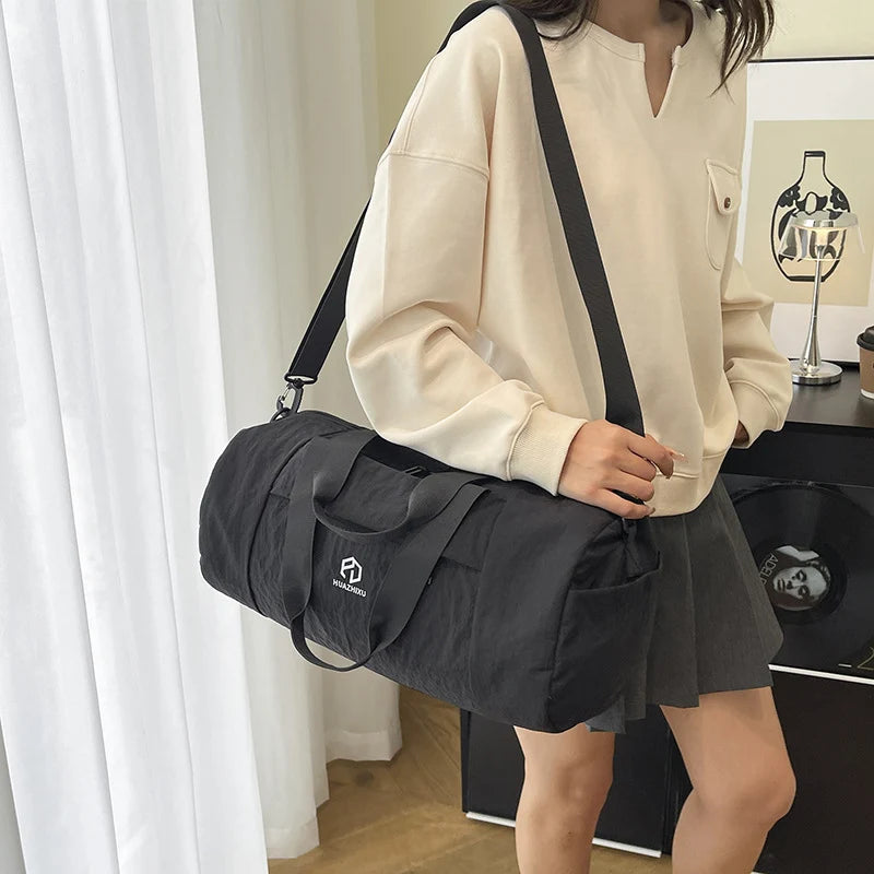 Duffle Bag Weather-Resistant Multiple Compartments & Adjustable Shoulder Strap