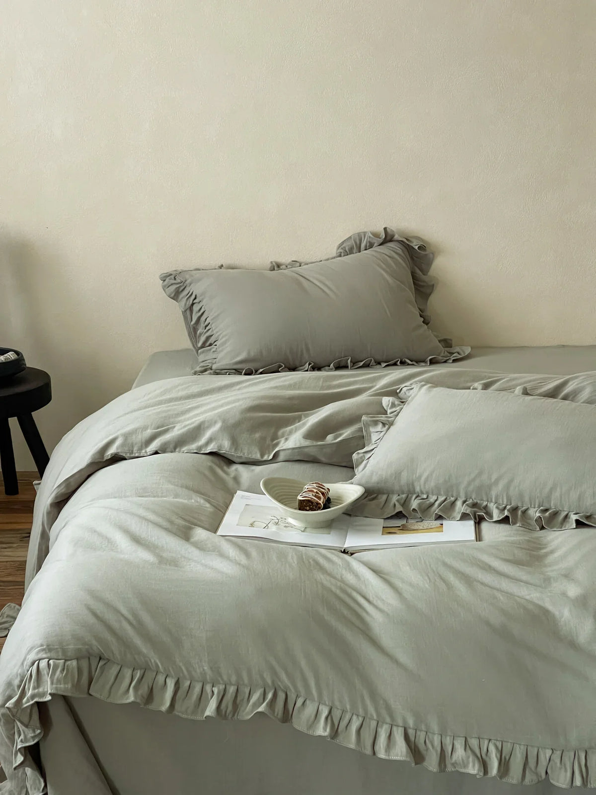 Duvet Cover Set Breathable Cotton-Linen Ruffled Edge