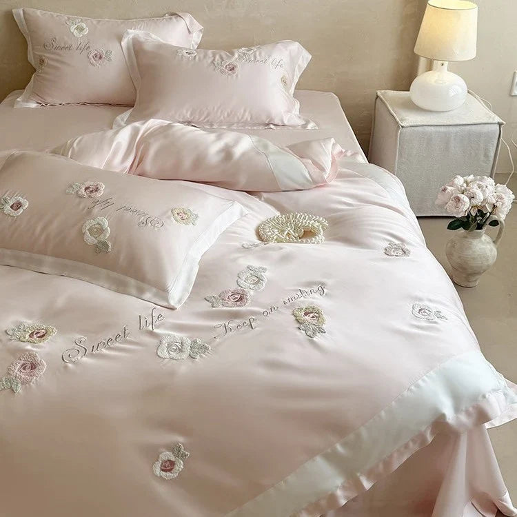 Duvet Cover Set Breathable Satin Rose Embroidery 4-Piece