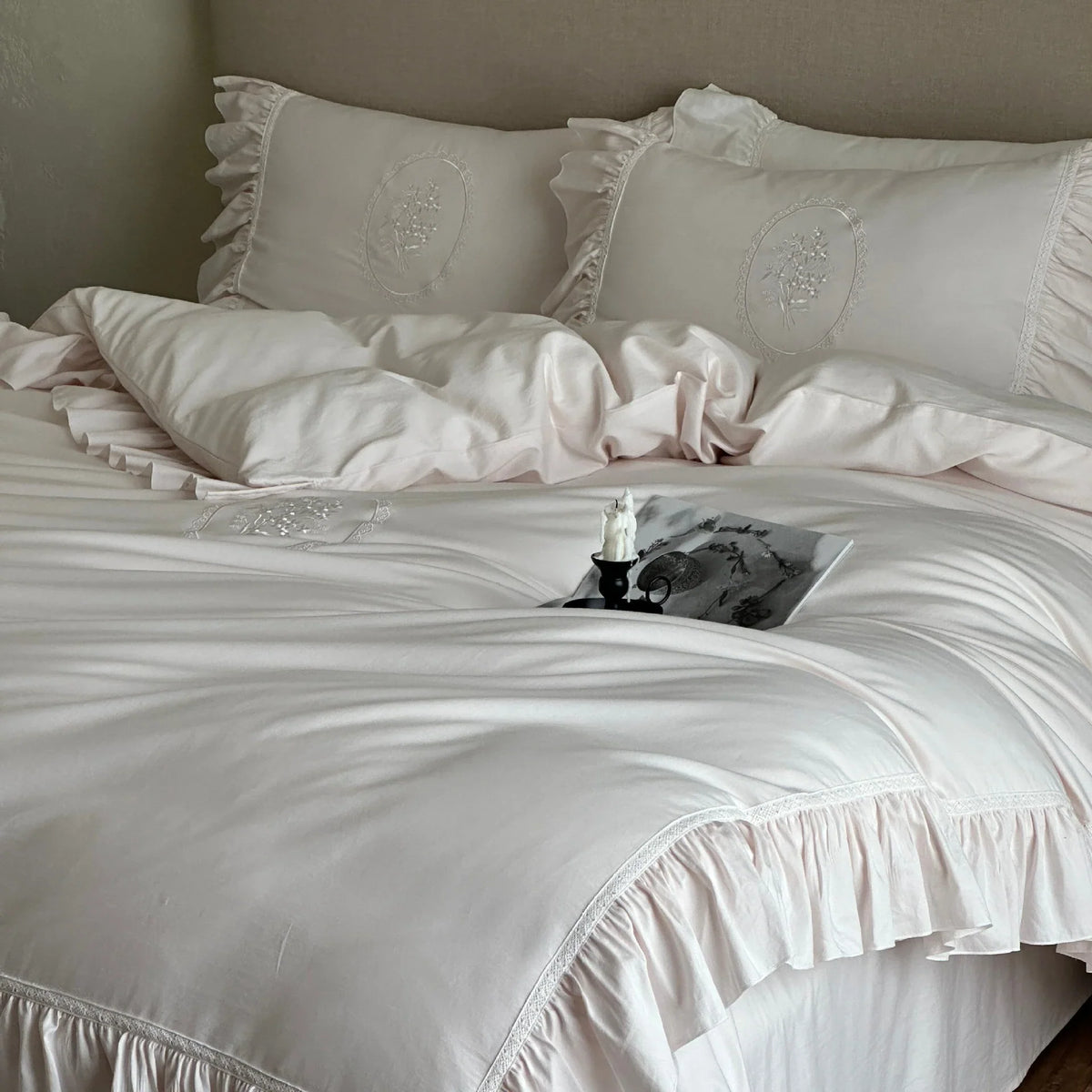 Duvet Cover Set Cotton Jacquard Ruffled 4-Piece
