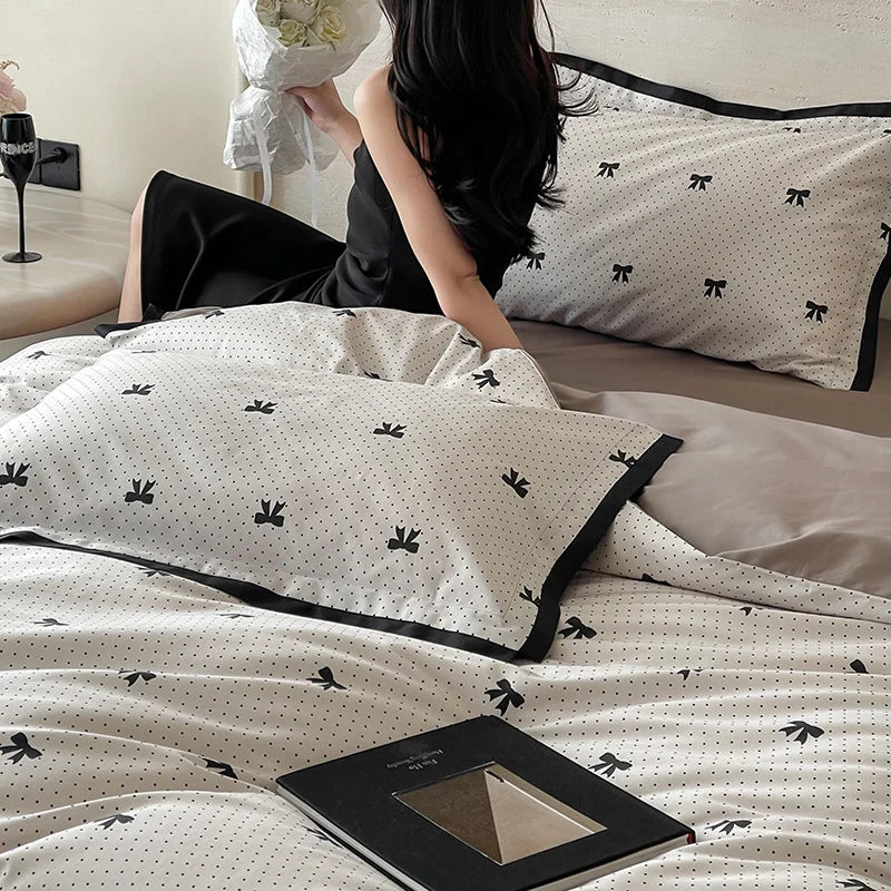 Duvet Cover Set Cotton Satin Butterfly Motif Four-Piece