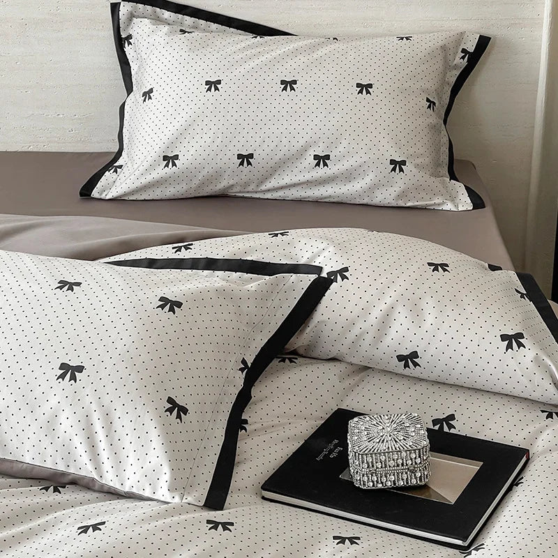 Duvet Cover Set Cotton Satin Butterfly Motif Four-Piece