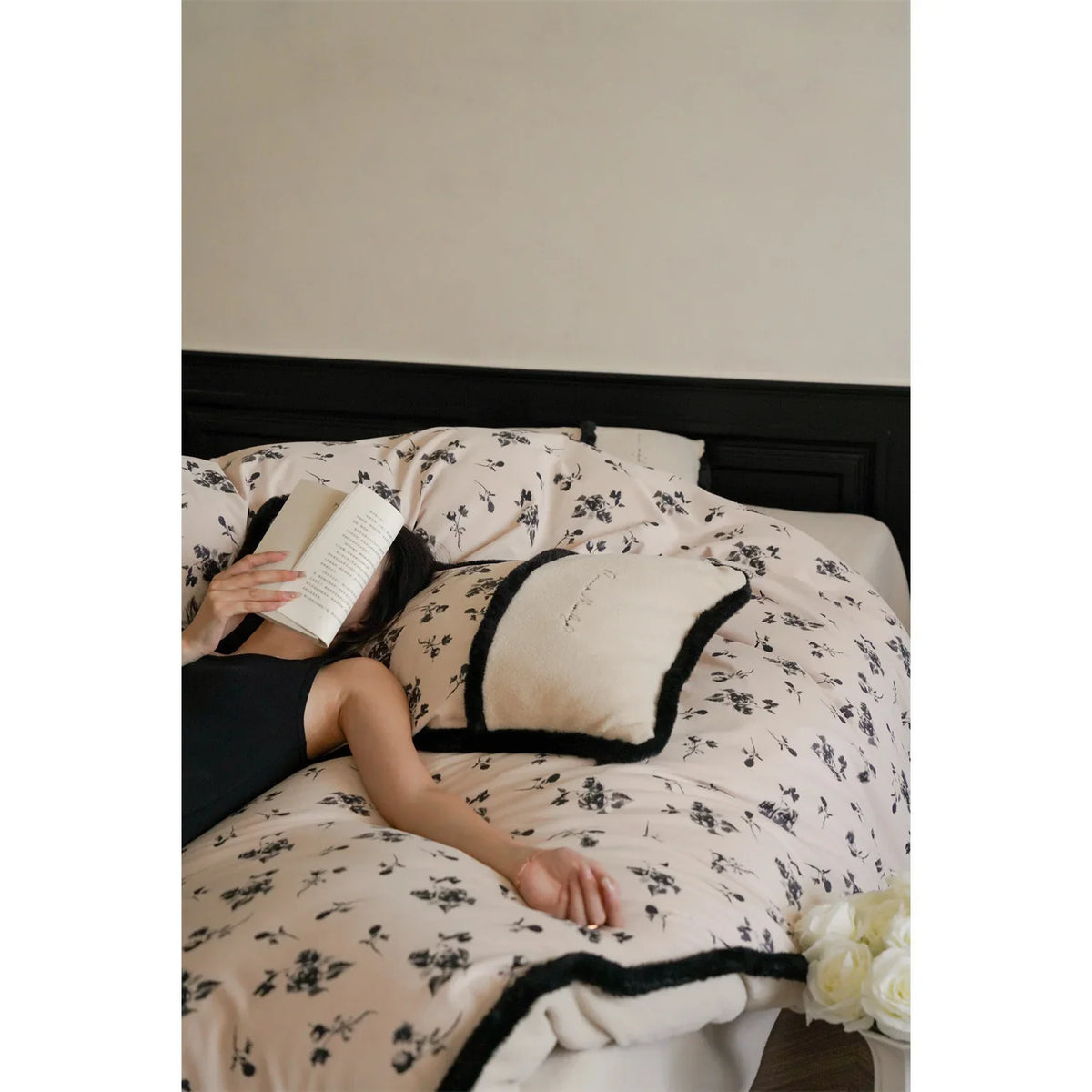 Duvet Cover Set Cotton Satin Minimal Embroidery Sherpa Edge
