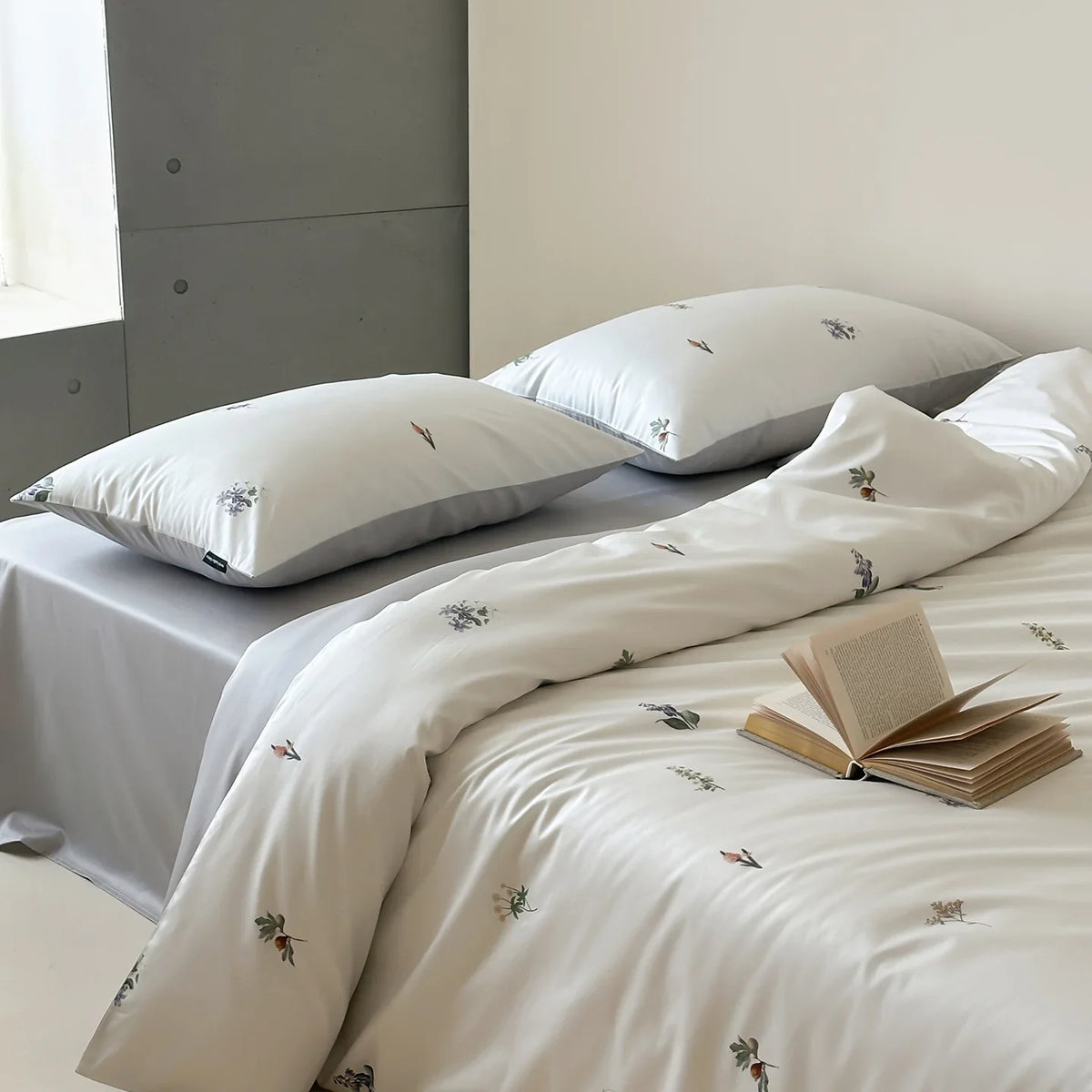 Duvet Cover Set Cotton Satin Reversible Temperature-Regulating