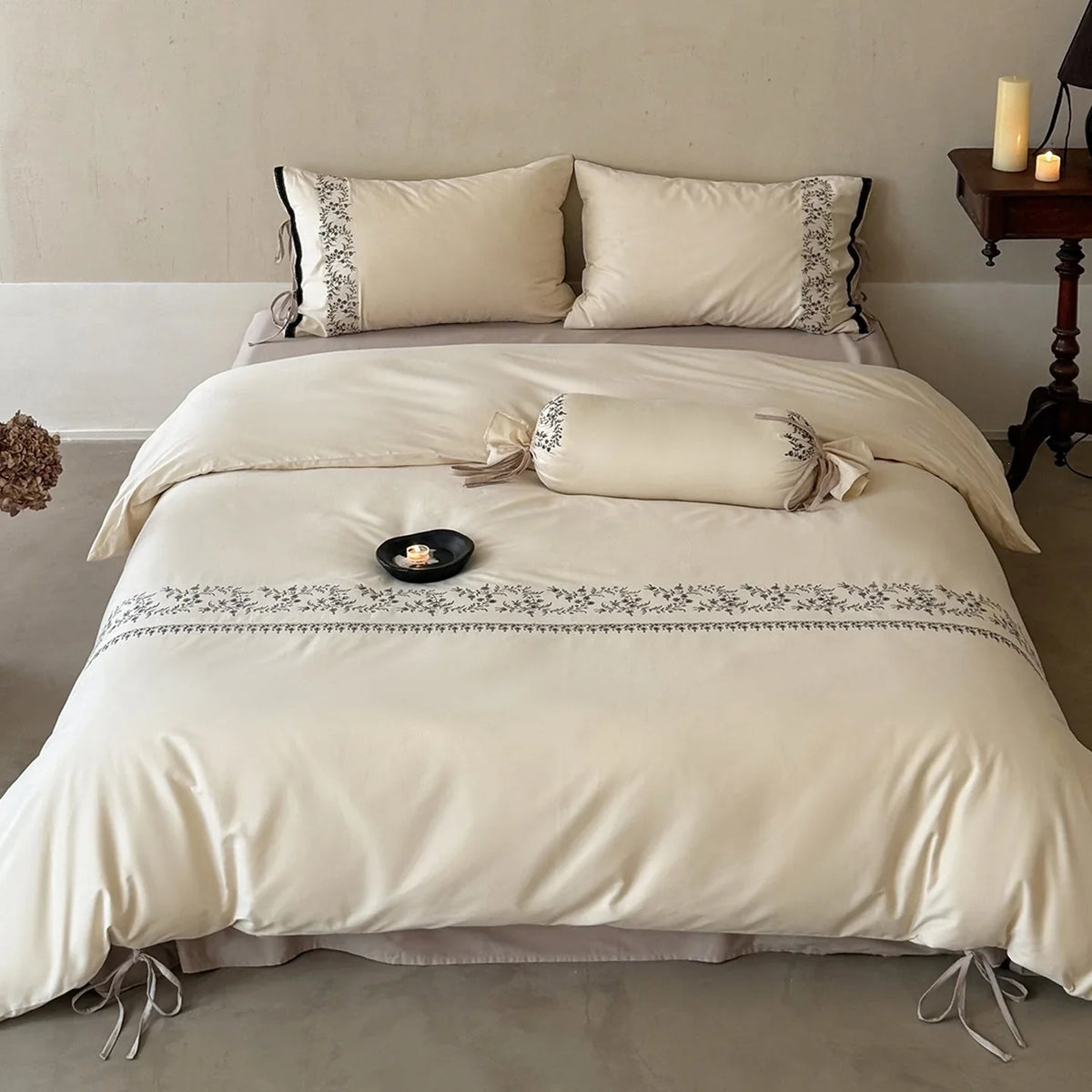 Duvet Cover Set Embroidered Floral Border & Secure Ties