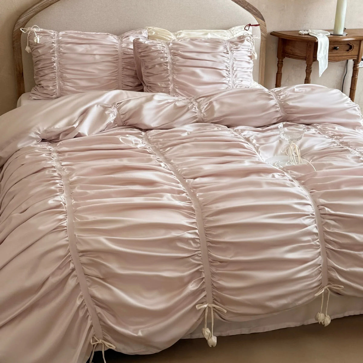 Duvet Cover Set Gathered Satin Tassel Trim 4-Piece Set