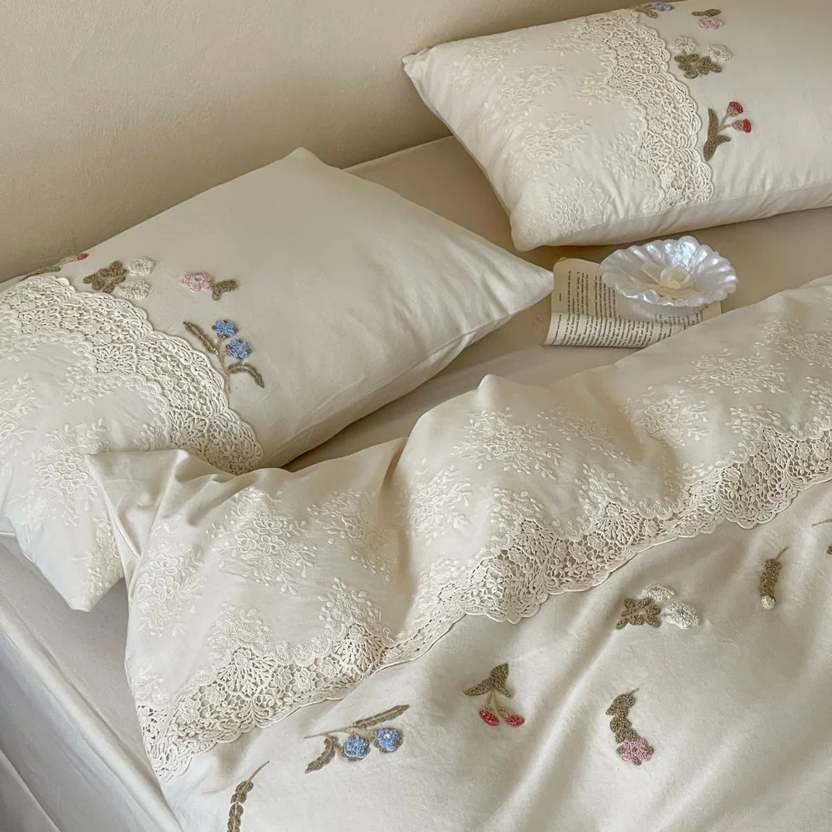 Duvet Cover Set Hand-Embroidered Cotton Satin & Lace Trim