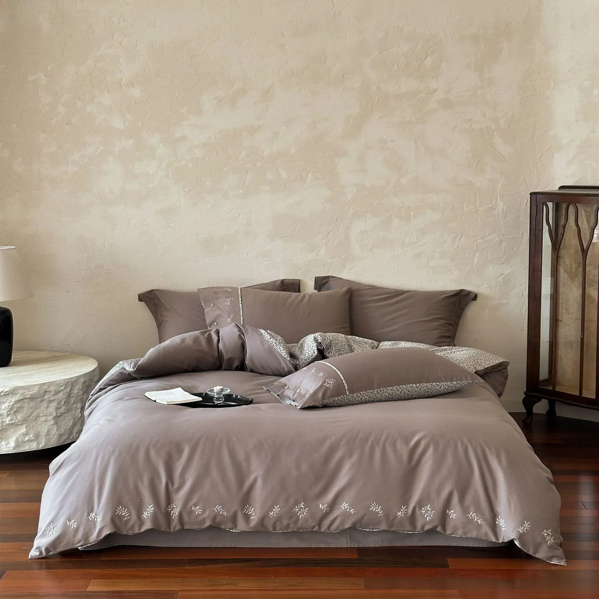 Duvet Cover Set Silky Mako Satin Leaf Embroidery