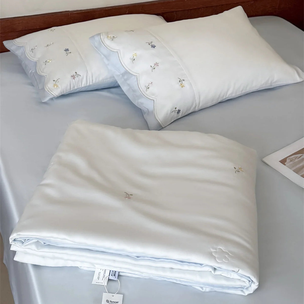 Duvet Cover Set Silky Satin Floral Embroidery Hidden Zipper
