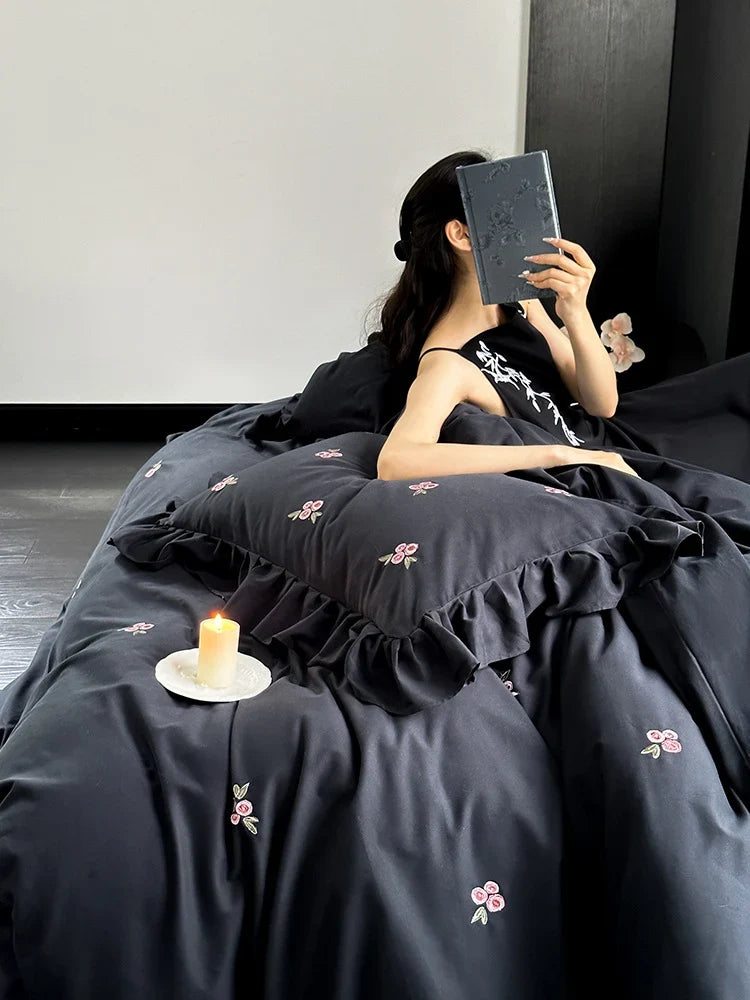 Duvet Set Breathable Cotton Satin Floral Embroidery Set of 4