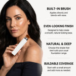 Foundation Colour-Adapting Built-In Brush Compact