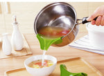 Funnel Flexible Curved Design for Round Pans