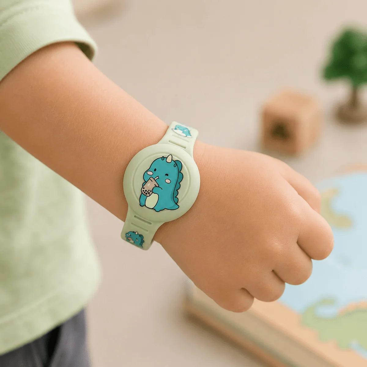 GPS Wristband For Kids Real-Time Tracking Adjustable Fit