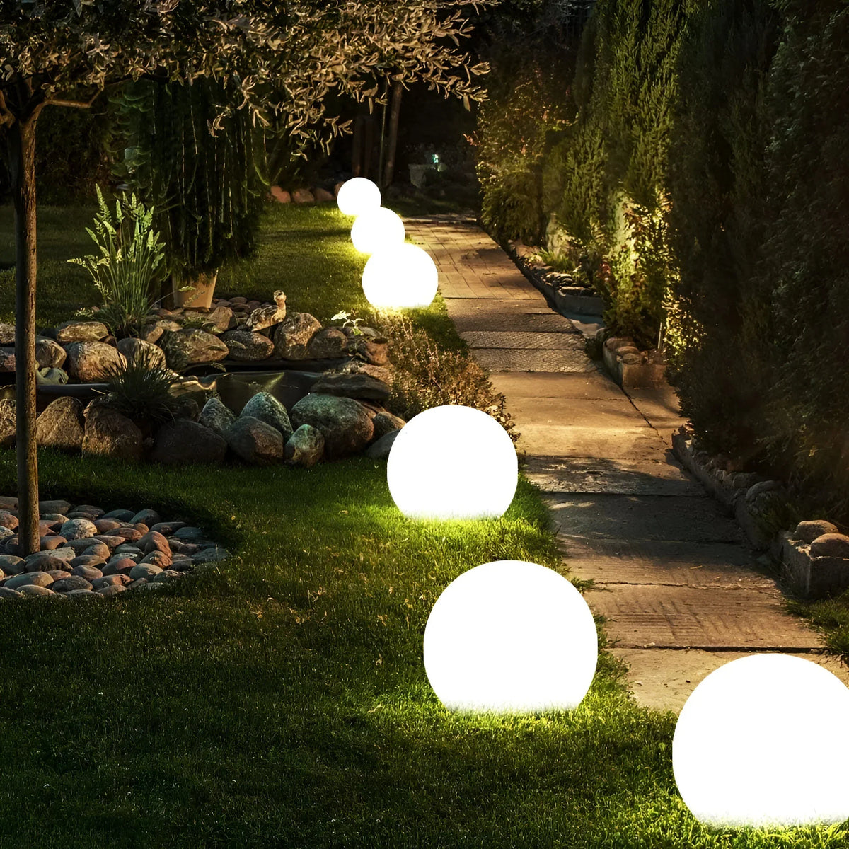 Garden Light Color-Changing LED Sphere Rechargeable Weatherproof