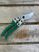 Garden Pruning Shears Carbon Steel Blade Lightweight Aluminum Frame
