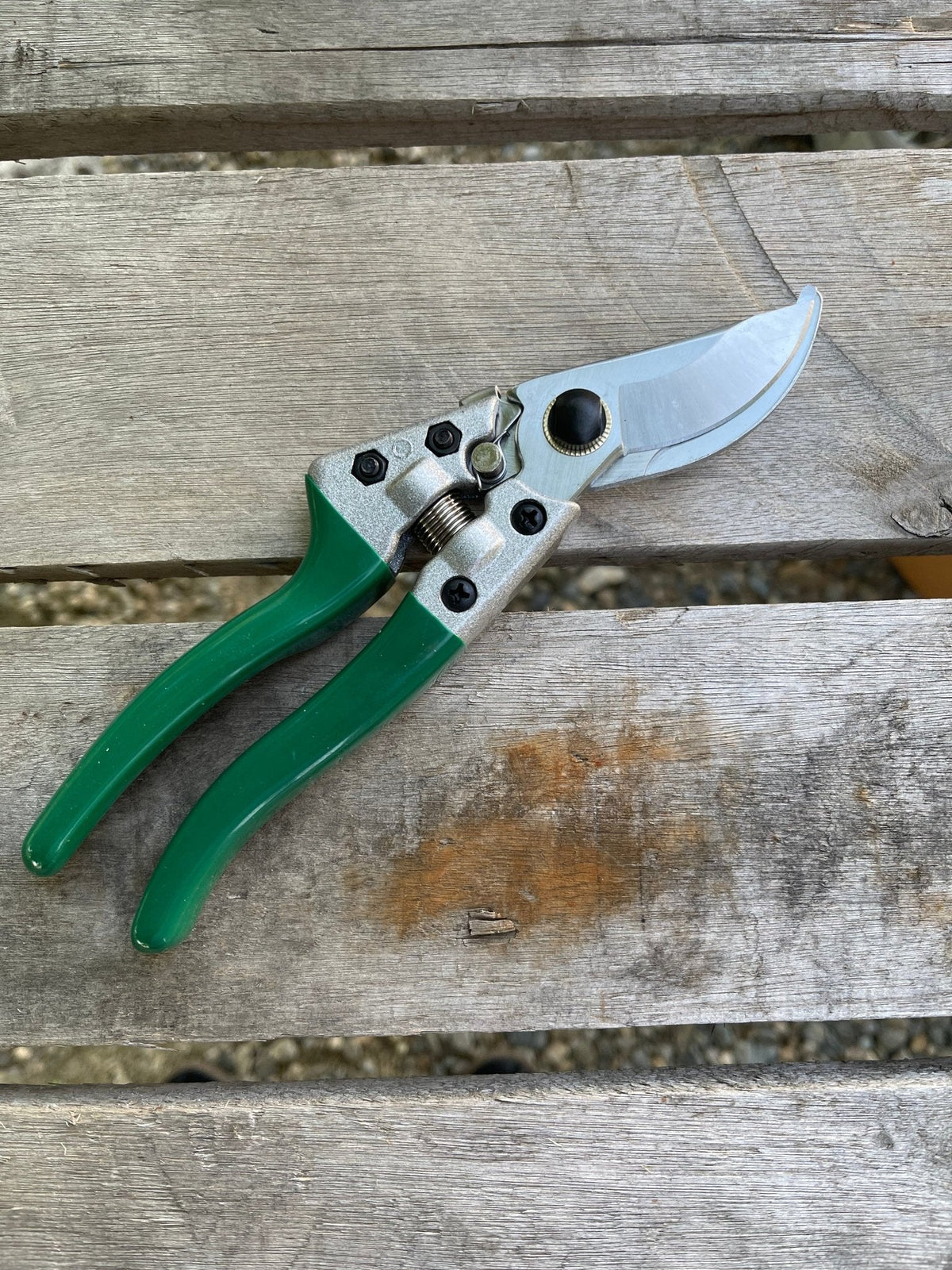 Garden Pruning Shears Carbon Steel Blade Lightweight Aluminum Frame