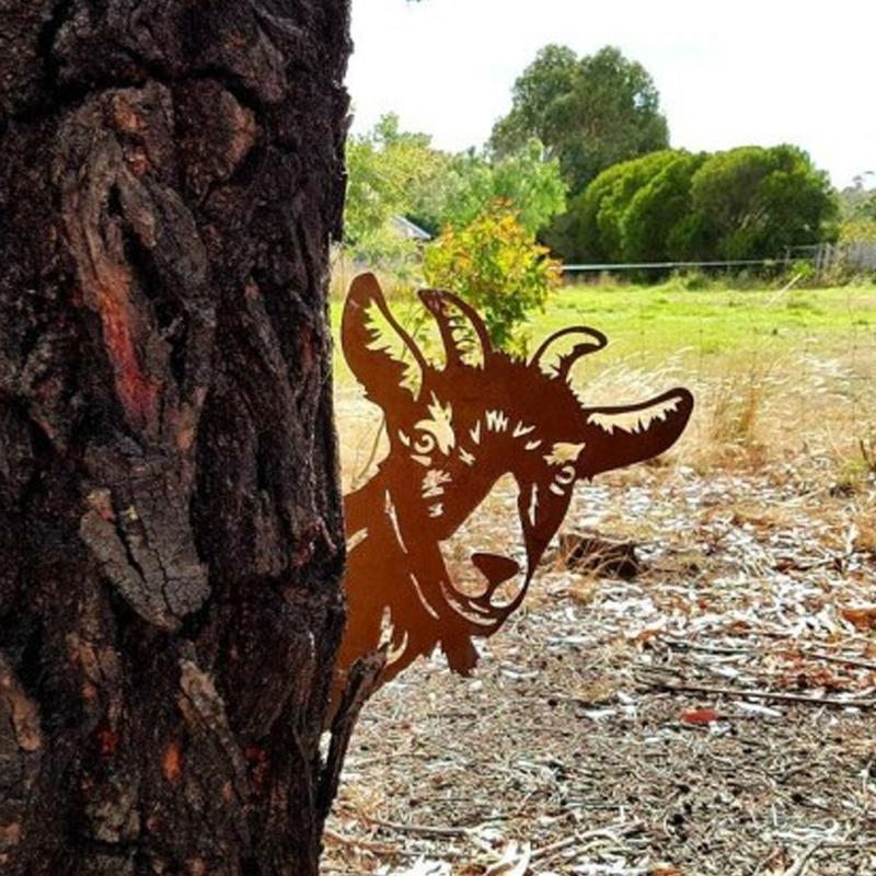 Garden Sculpture Metal Rust-Proof Peeking Animal Design