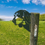 Garden Sculpture Metal Rust-Proof Peeking Animal Design