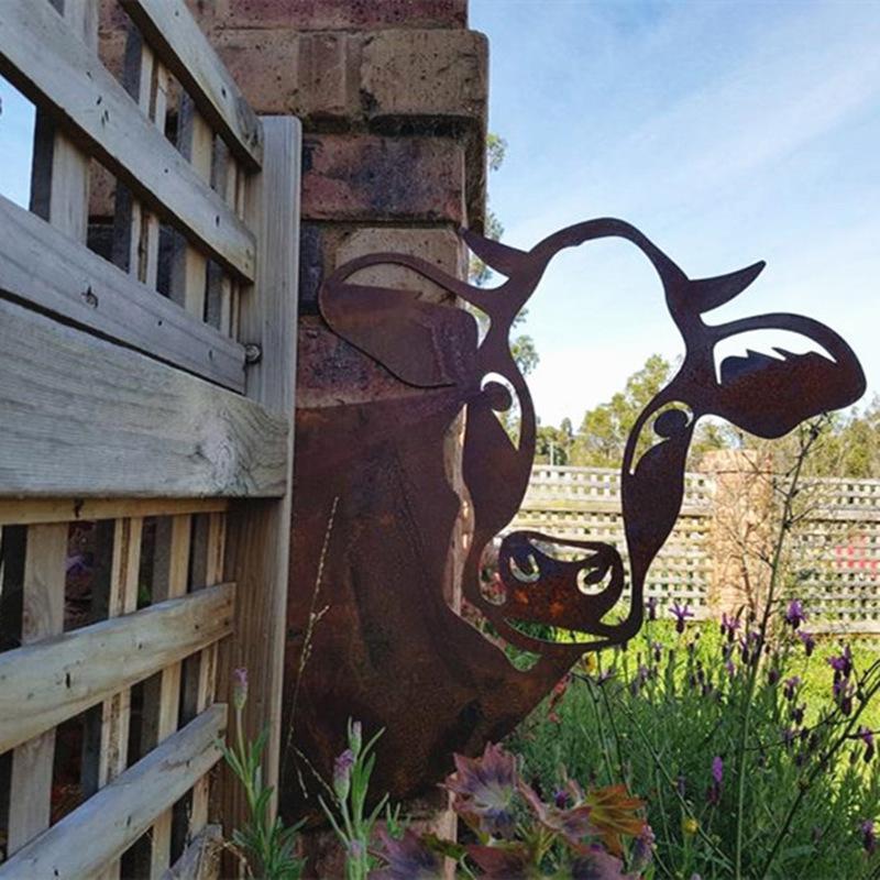 Garden Sculpture Metal Rust-Proof Peeking Animal Design