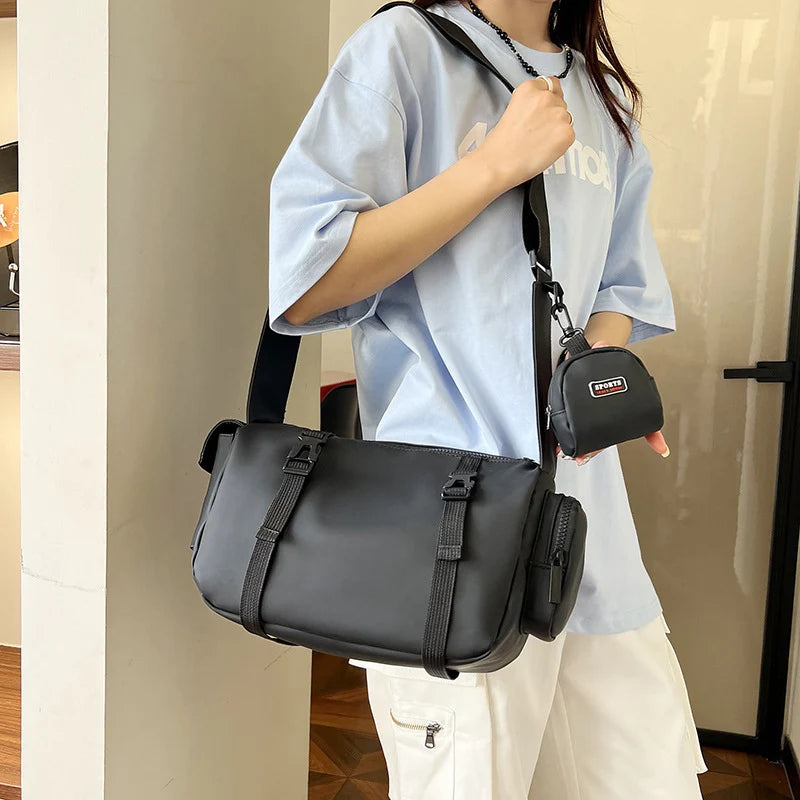 Gym Duffle Bag Water-Resistant & Multiple Pockets