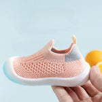 Kids Grip Socks Full-Coverage Non-Slip Sole Breathable Machine-Washable