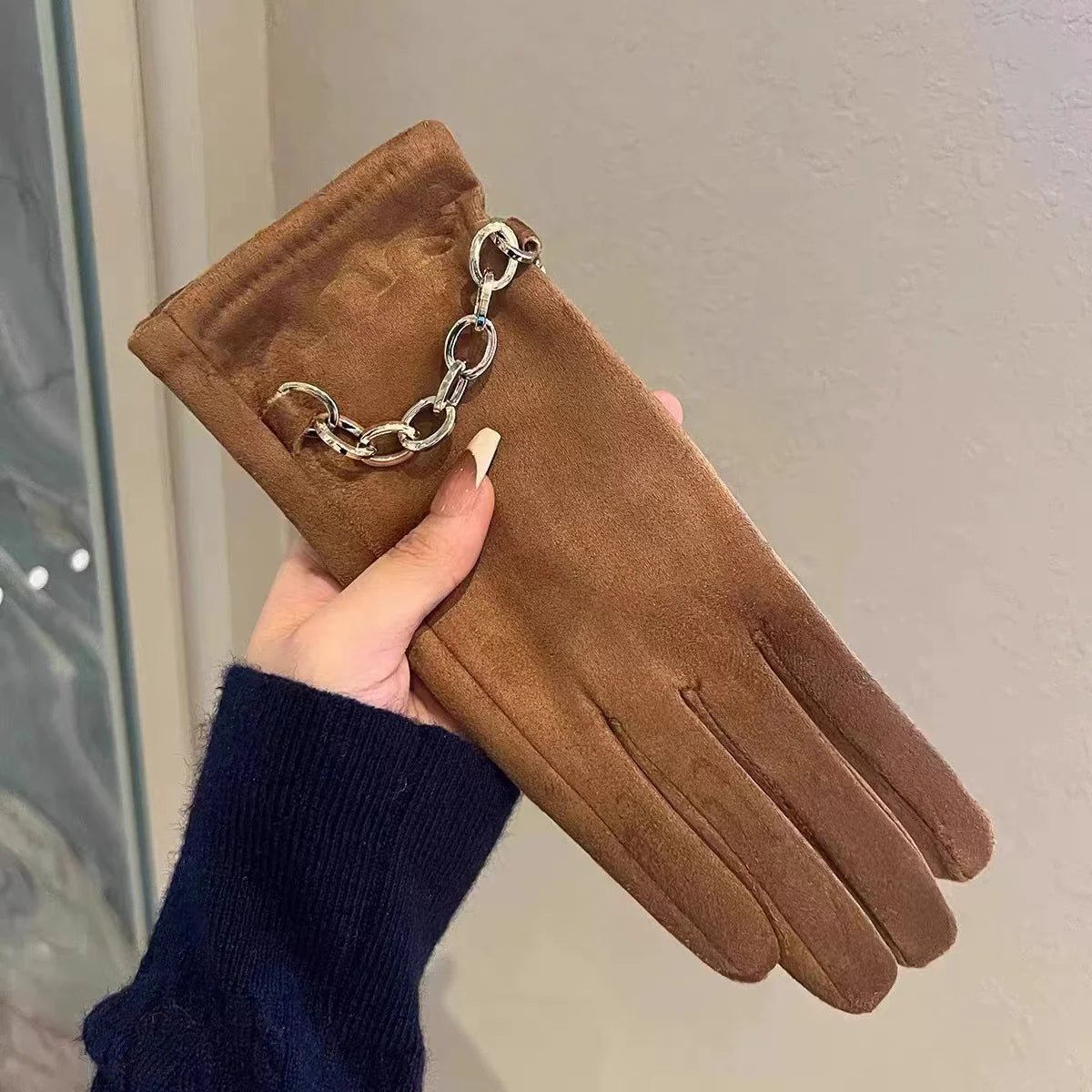 Leather Gloves Touchscreen Compatible Buckle Detail