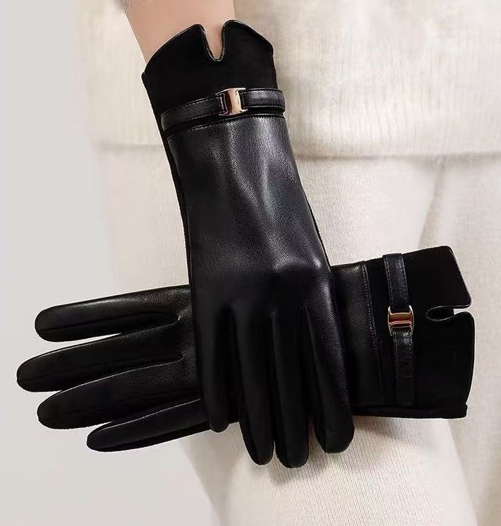 Leather Gloves Touchscreen Compatible Buckle Detail