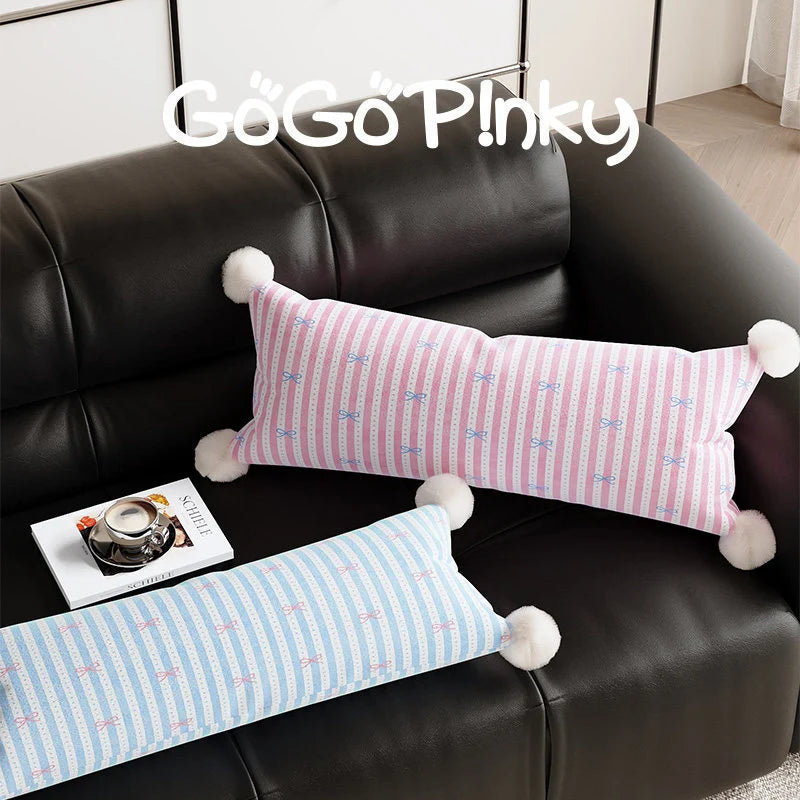 Lumbar Pillow Cotton-Linen Bow-Print & Pom-Pom Corners